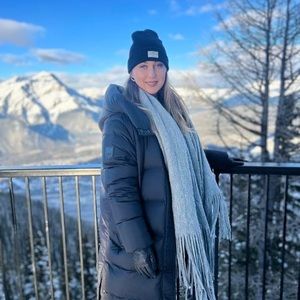 Meet your Posher, Laïla